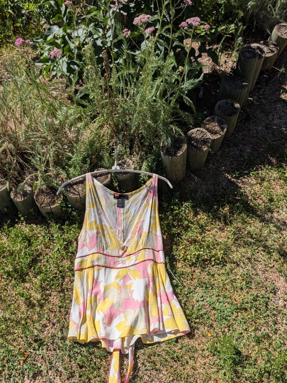 Gorgeous, Y2K, Surfer Girl Chic Floral Tank by DIESEL - Picture 3 of 11